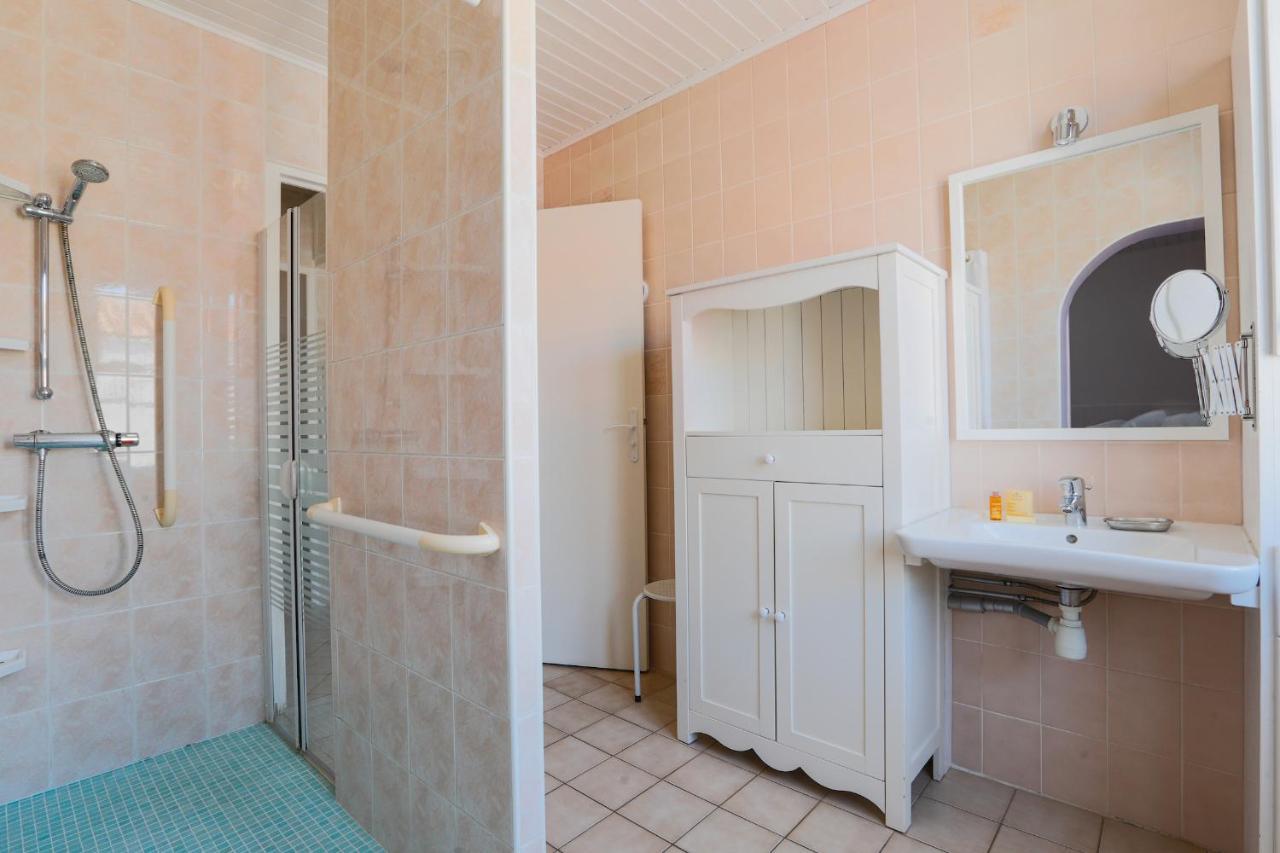Charmante Maison Pour 10 Personnes Le Bois-Plage-en-Ré Exterior foto